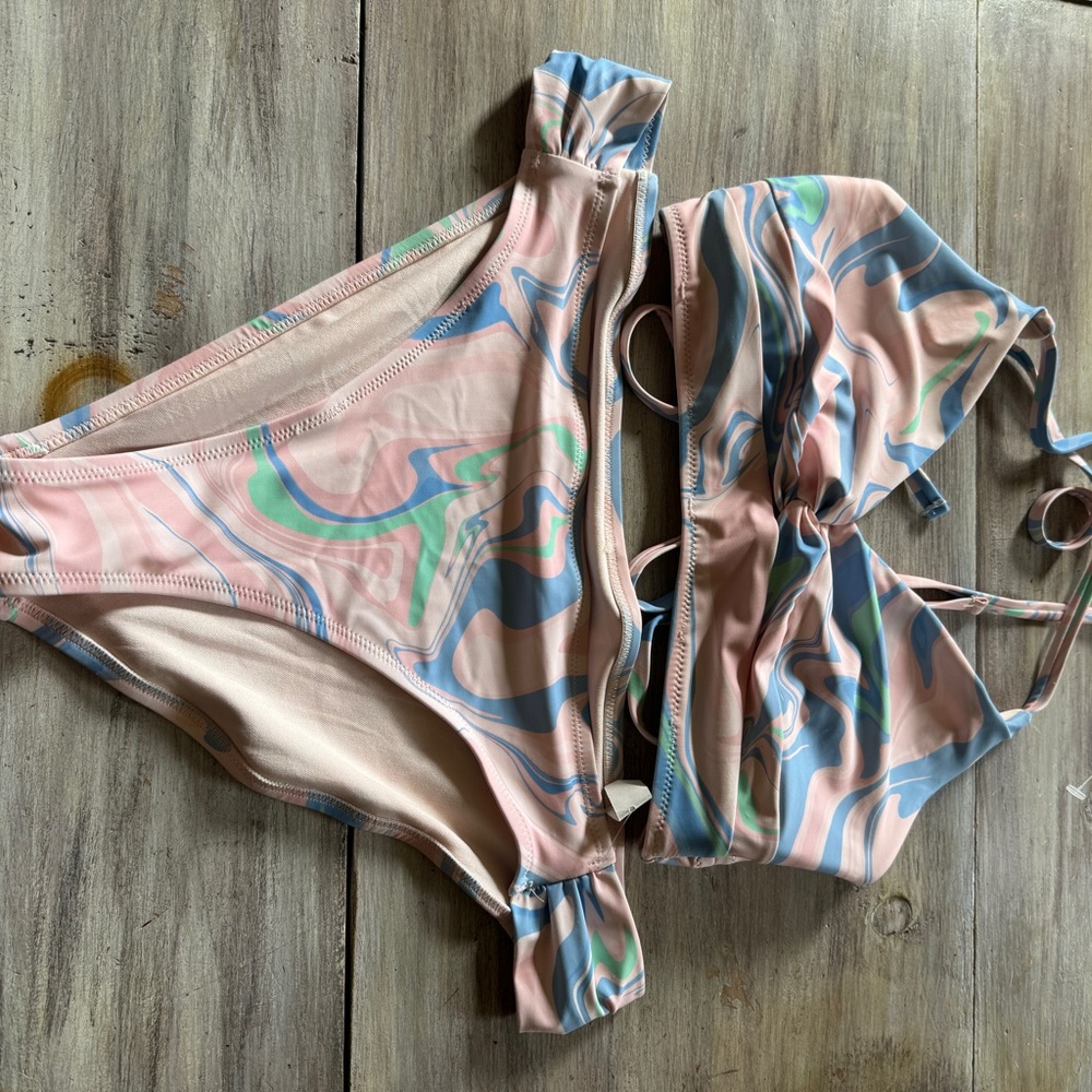 Jessica Simpson Pink and Blue Swirl Bikini Set xl